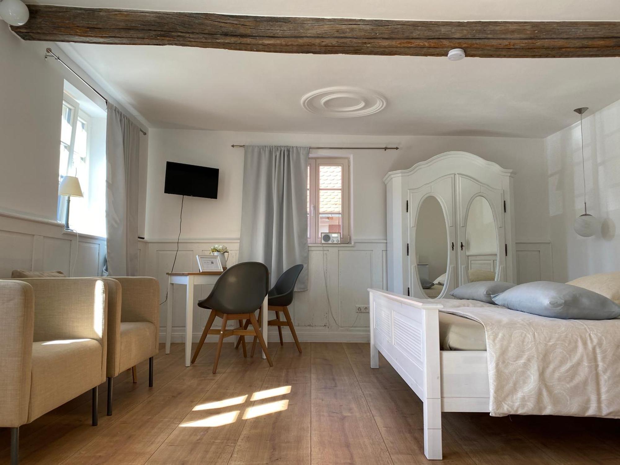Sonnenhof 1737 - Ferienzimmer & Apartments Barbelroth Eksteriør bilde