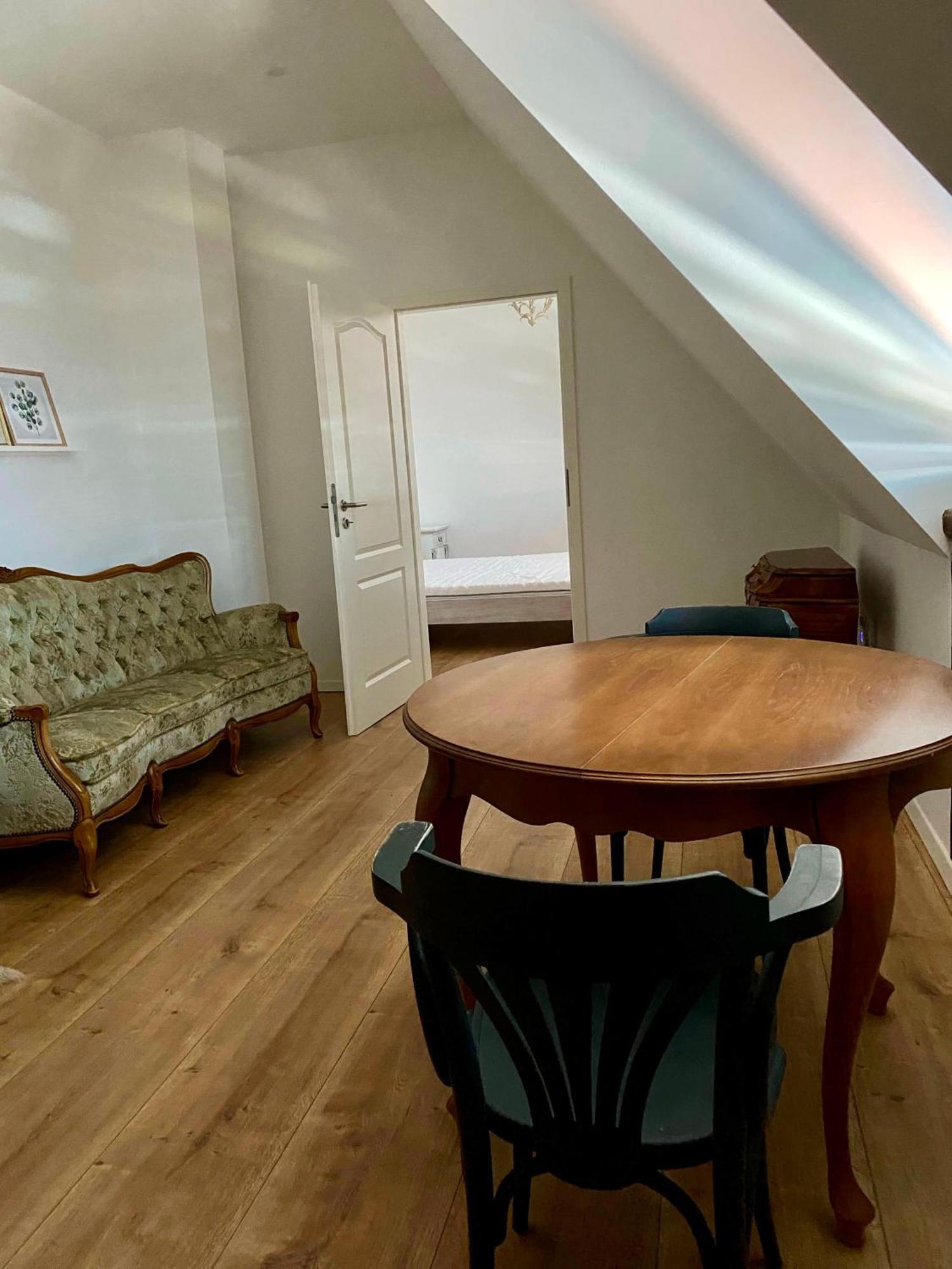 Sonnenhof 1737 - Ferienzimmer & Apartments Barbelroth Eksteriør bilde